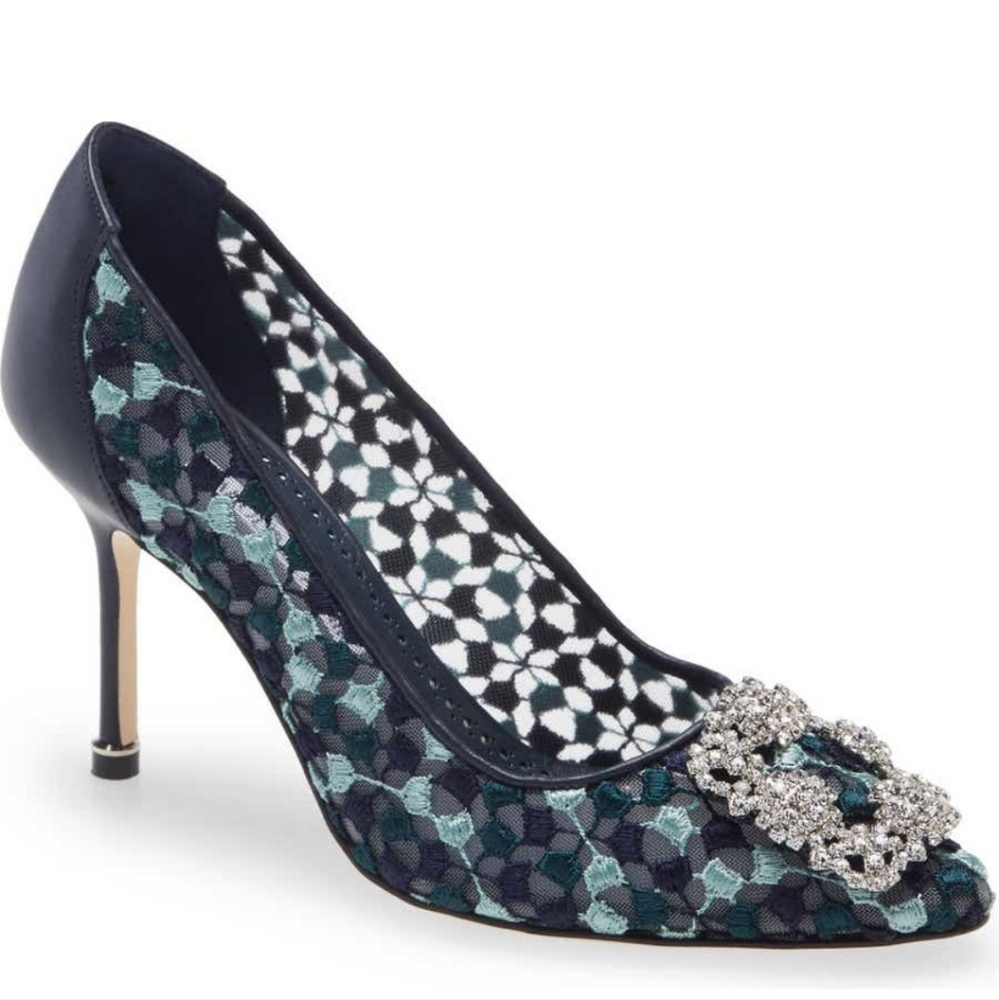 Manolo blahnik hangisi